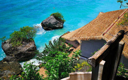 Buy Beachfront Villa in Bali