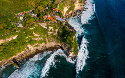 Buy a Villa in Uluwatu
