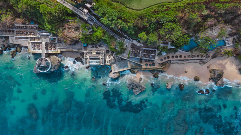 Luxury Real Estate Agency Binging